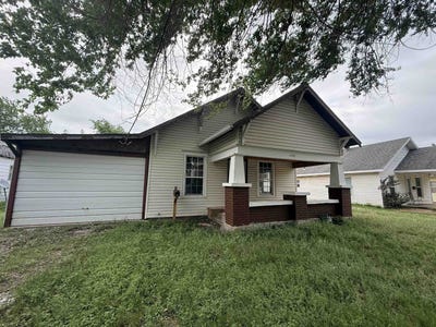 /international/us/408-n-leach-watonga-ok-110107378700/