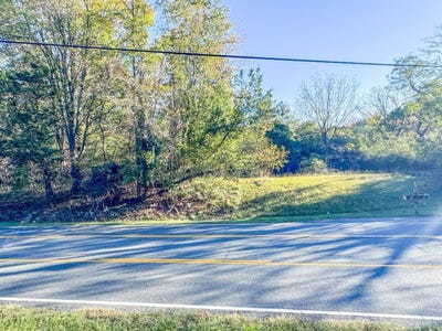 /international/us/5623-boonsboro-road-lynchburg-va-110120530610/