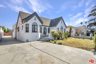/international/us/1728-w-81st-st-los-angeles-ca-110107799167/