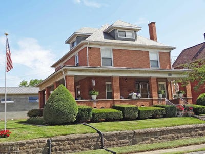 /international/us/704-morgantown-avenue-fairmont-wv-110100947357/