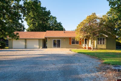 /international/us/108-lake-forest-circle-bull-shoals-ar-110110323810/