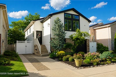 /international/us/27-tynan-street-staten-island-ny-110109010012/