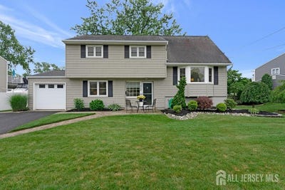 /international/us/117-osceola-avenue-middlesex-nj-110100526159/
