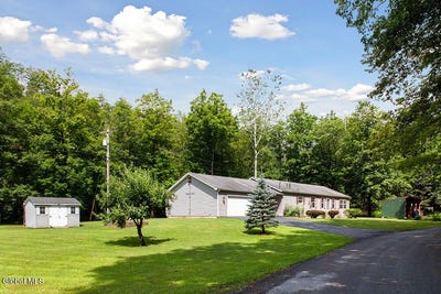 /international/us/137-creamery-road-blenheim-ny-110106849698/
