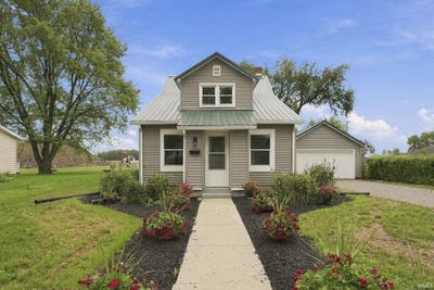 /international/us/562-e-franklin-street-berne-in-110110082292/