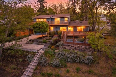 /international/us/301-hillcrest-street-ashland-or-110107304536/
