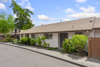 /international/us/11530-sw-majestic-ln-king-city-or-110099517967/