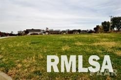 /international/us/n-ashton-parkway-lot-26-chillicothe-il-110101907714/