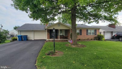 /international/us/17223-cloverleaf-road-hagerstown-md-110108873150/