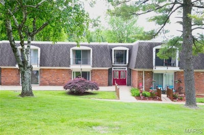 /international/us/1700-ramada-boulevard-collinsville-il-110107785957/