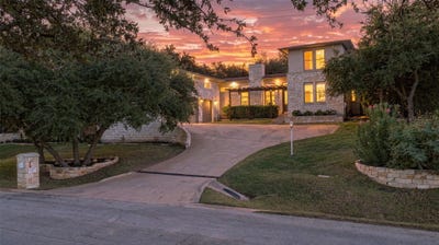 /international/us/220-clubhouse-dr-lakeway-tx-110120157764/