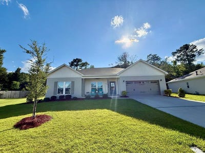 /international/us/204-scarlet-oak-drive-headland-al-110100968317/