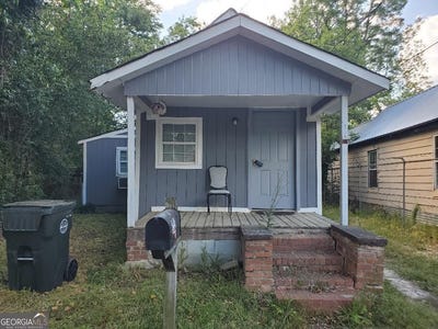 /international/us/1012-pine-street-fort-valley-ga-110107386106/