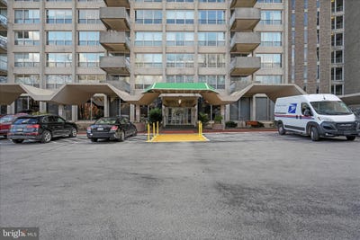 /international/us/1001-city-avenue-wynnewood-pa-110104559064/