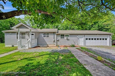 /international/us/111-upper-grandview-road-cresco-pa-110108654221/