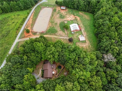 /international/us/160-palomino-trail-mount-holly-nc-110110098927/