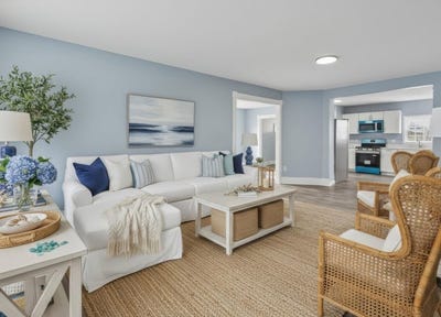 /international/us/3-birch-ave-plymouth-ma-110106369231/