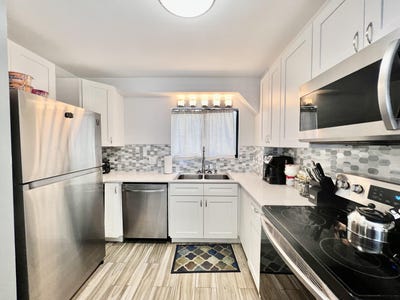 /international/us/2-wintberg-gns-st-thomas-vi-110119443479/