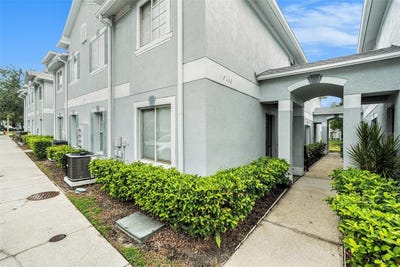/international/us/7135-waterside-drive-tampa-fl-110100689036/
