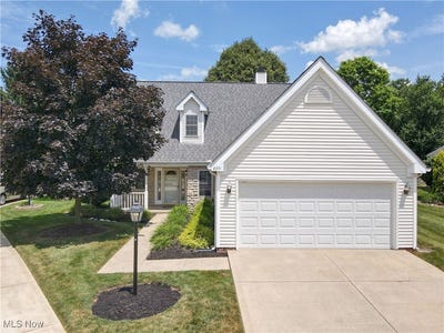 /international/us/8531-creekside-drive-sagamore-hills-oh-110100915574/?lang=en