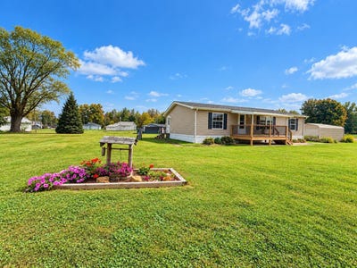 /international/us/5920-foxfire-drive-zanesville-oh-110120499704/