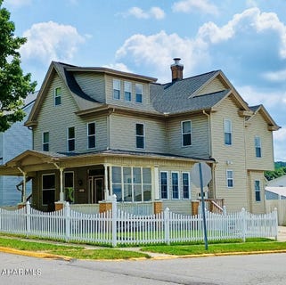 /international/us/302-keystone-avenue-cresson-pa-110093771189/?lang=en