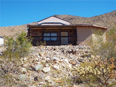 /international/us/15836-joshua-drive-dolan-springs-az-110102882639/