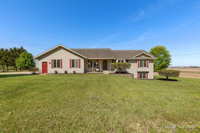 /international/us/3882-40th-street-hamilton-mi-110100090752/