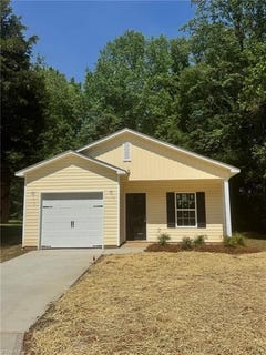 /international/us/2915-bainbridge-drive-winston-salem-nc-110107866482/