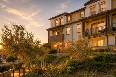 /international/us/1813-mesquite-way-oceanside-ca-110108580495/
