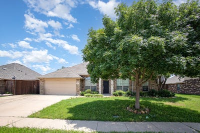 /international/us/103-haymeadow-drive-crandall-tx-110108494309/