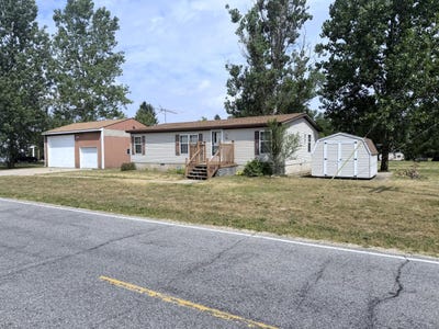 /international/us/488-willow-street-howard-city-mi-110100720568/