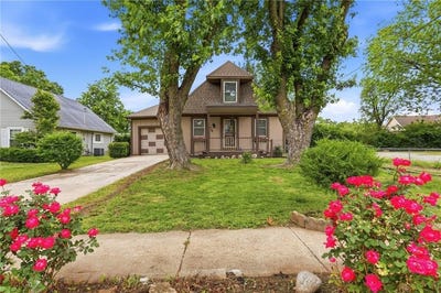 /international/us/405-s-pine-street-olathe-ks-110108227588/