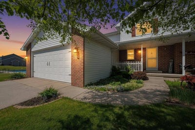 /international/us/483-madeline-lane-little-suamico-wi-110108347118/