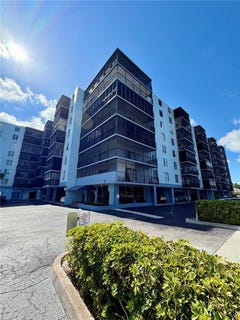 /international/us/2901-26th-street-w-bradenton-fl-110109101226/