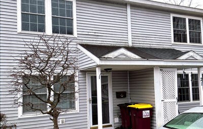 /international/us/23-warsaw-avenue-mechanicville-ny-110106955097/