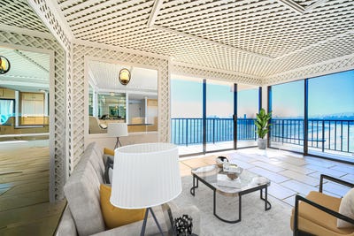 /international/us/1750-e-ocean-boulevard-long-beach-ca-110100620894/