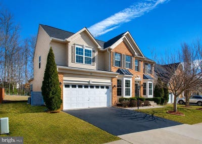 /international/us/15329-colonel-tansill-court-woodbridge-va-110108888395/