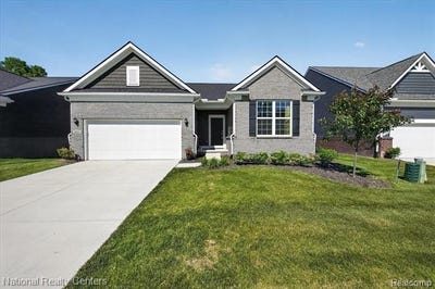 /international/us/38681-chasewood-court-farmington-hills-mi-110108587122/