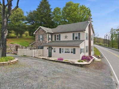 /international/us/4880-little-gap-road-kunkletown-pa-110108190467/