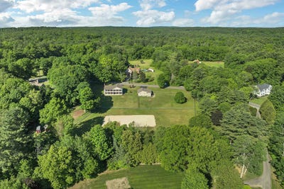 /international/us/107-kendall-pond-road-windham-nh-110108497785/