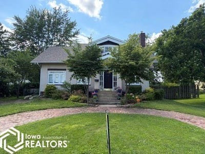 /international/us/108-s-bloomfield-avenue-bloomfield-ia-110109035442/