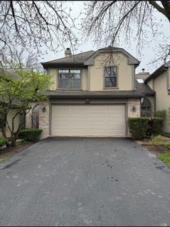 /international/us/1203-hobson-oaks-drive-naperville-il-110107281631/