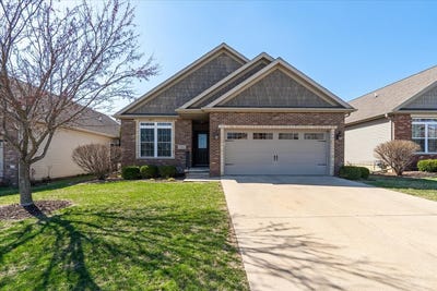 /international/us/2020-escalade-road-bloomington-il-110106563234/