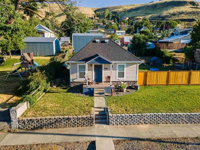 /international/us/814-2nd-street-asotin-wa-110100156334/