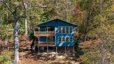 /international/us/632-winding-way-drive-franklin-nc-110120753470/