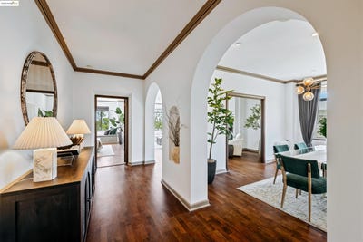 /international/us/492-staten-ave-oakland-ca-110100199296/