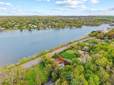 /international/us/355a-e-shore-road-great-neck-ny-110107435201/