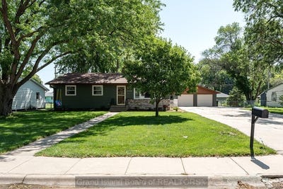 /international/us/2209-n-sherman-blvd-grand-island-ne-110109132188/