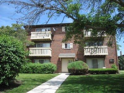 /international/us/1077-dickens-way-schaumburg-il-110108360900/